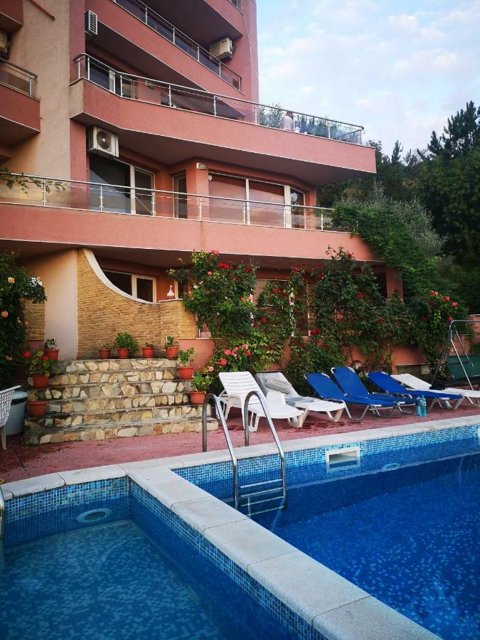 Complex Karia IV Kavarna Exterior foto